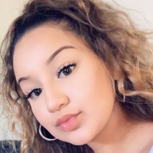 Meet your Posher, Araceli